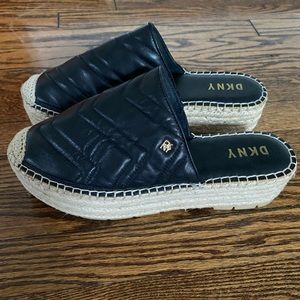 BLACK DKNY ESPADRILLE MULES